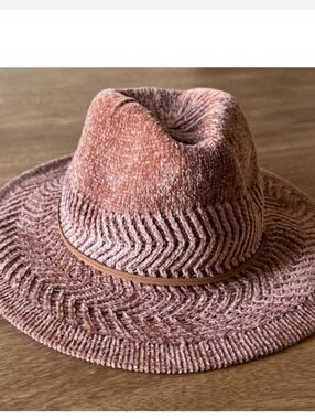 Textured Velvet Soft Dusty Rose Wide-Brim Fedora Hat